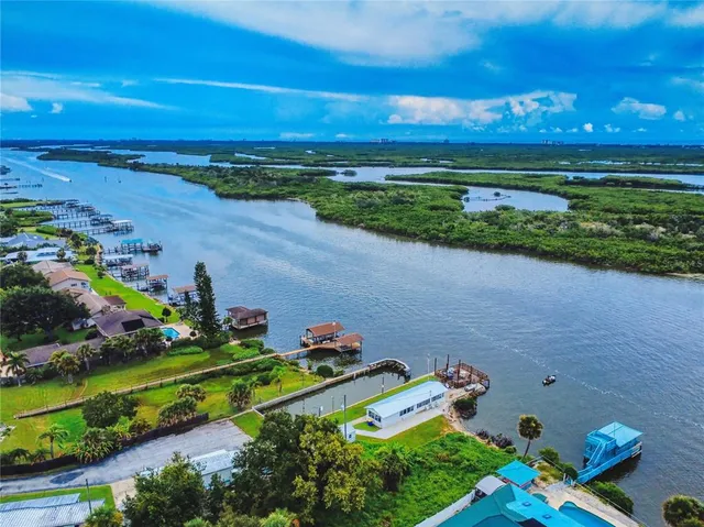 $115,000 | 2201 South Ridgewood Avenue, Unit 8, Edgewater, FL 32141