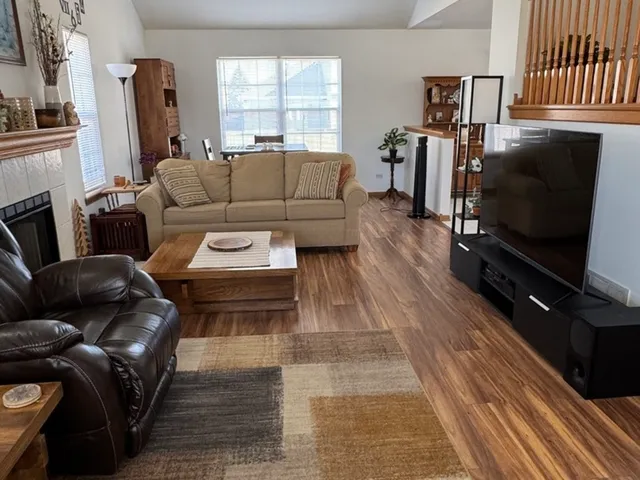 $349,900 | 25731 South Hoover Court, Monee, IL 60449