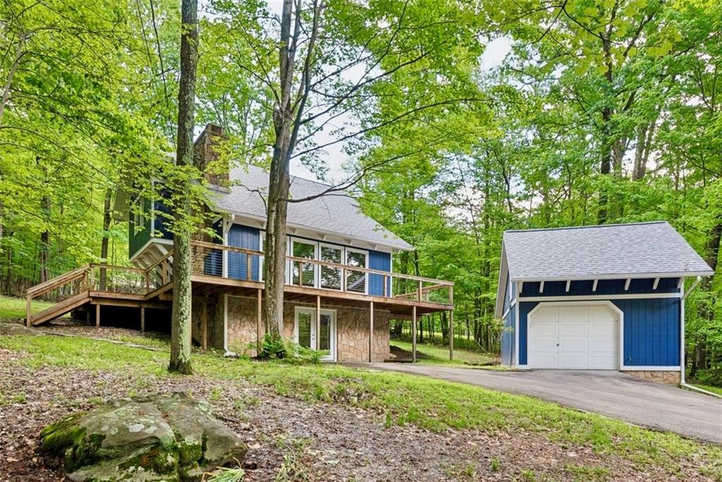 202 Greenbrier Road Acme, PA 15610 - Photo 1 of 36 Gallery Image 1