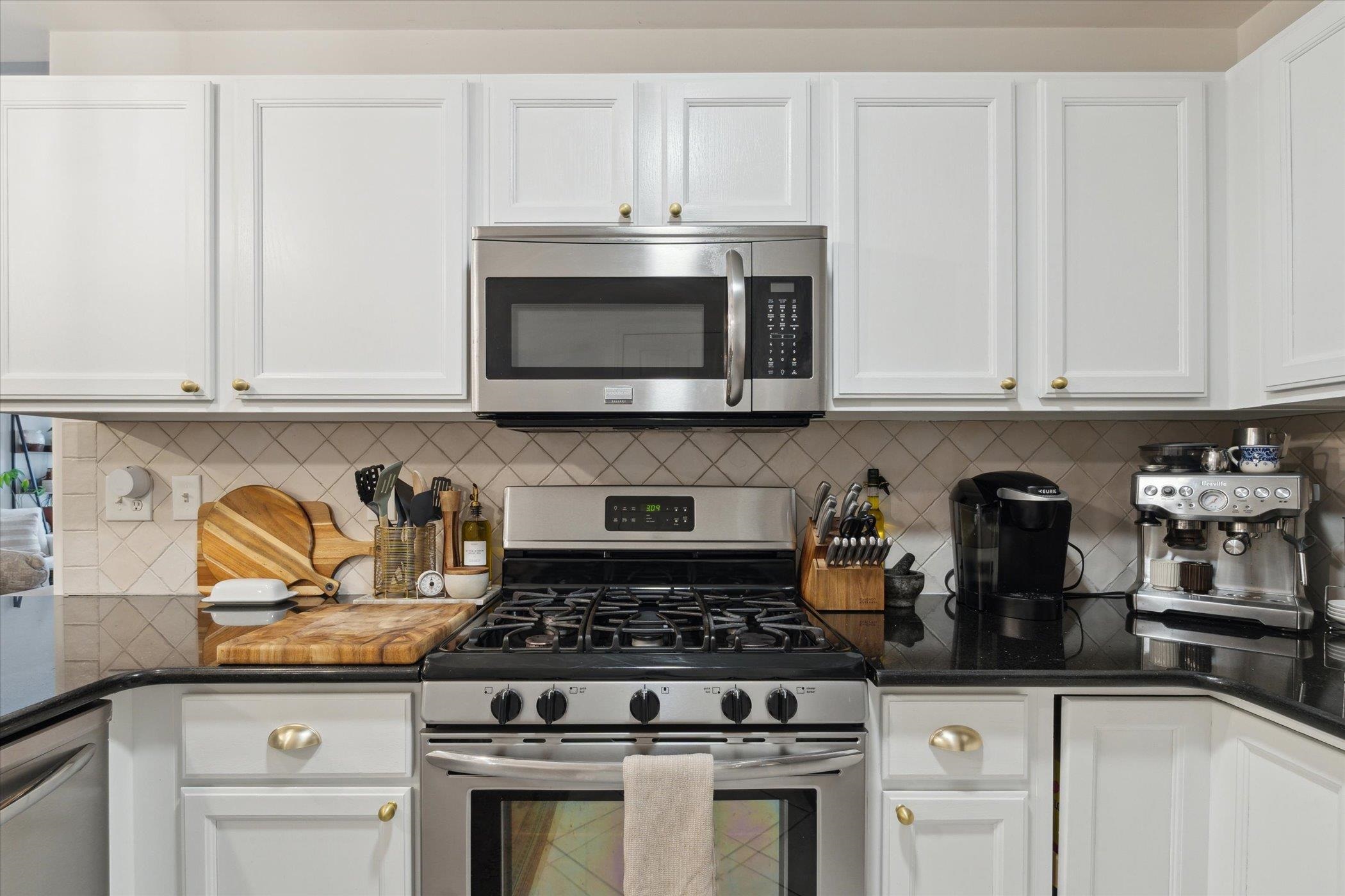 16615 Country Ridge Lane Macomb, MI 48044 - Photo 15 of 49 50167583-FE8AB2E6-84E7-4ACA-9653-421C19613822.JPG