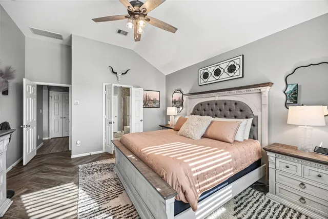 a view of a storage & utility room