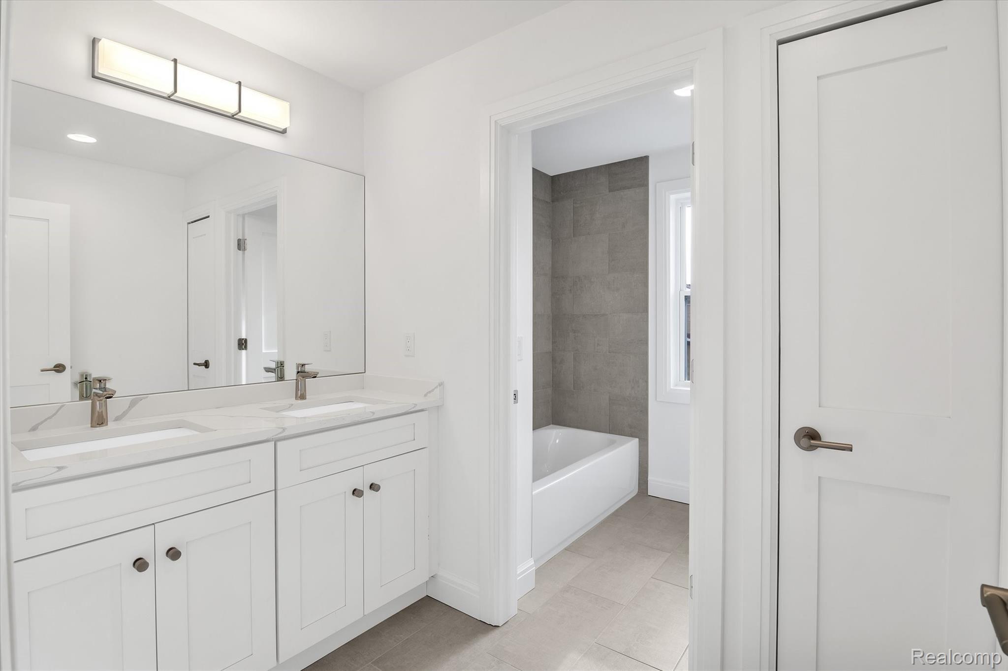 1243 Ruffner Avenue Birmingham, MI 48009 - Photo 17 of 34 19-1243-Ruffner-Ave-WindowStill-Real-Estate-Photography-19.jpg