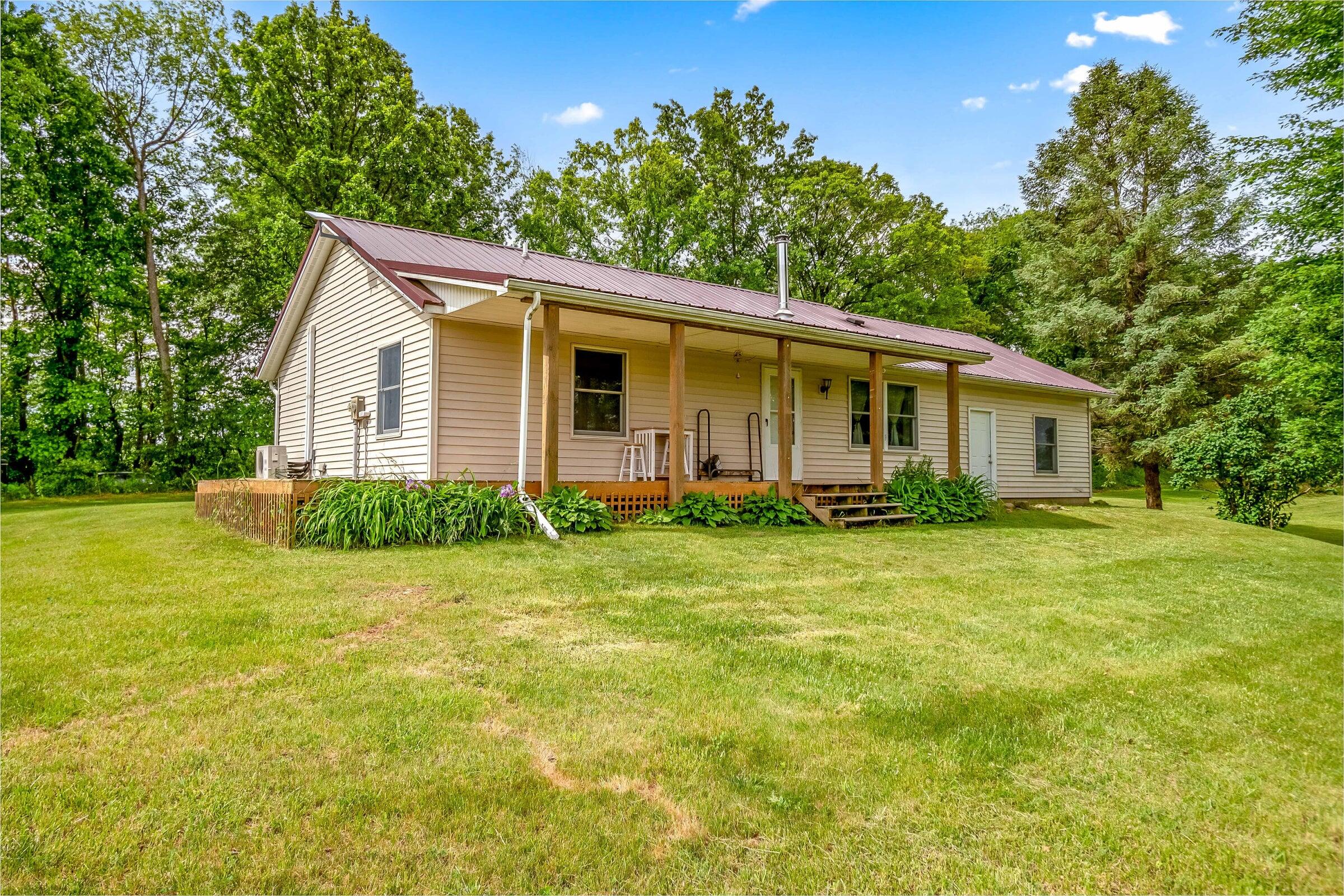 15086 Schultz Road Albion, MI 49224 - Photo 5 of 29 20240530130244168876000000-o