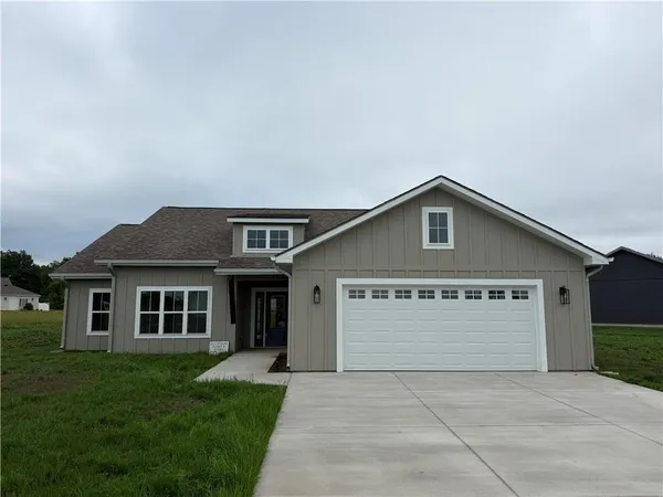 $314,900 | 612 Catalpa Street, Independence, KS 67301