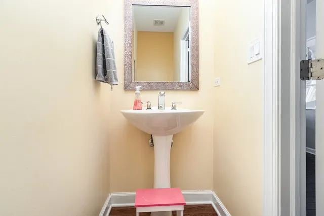 $3,495 | 789 North Morrison Avenue, Palatine, IL 60067