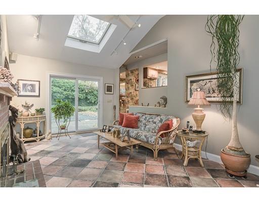 7 Laurine Road Danvers, MA 01923 - Photo 4 of 21 Gallery Image 4