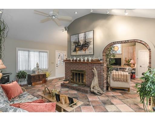 7 Laurine Road Danvers, MA 01923 - Photo 7 of 21 Gallery Image 7