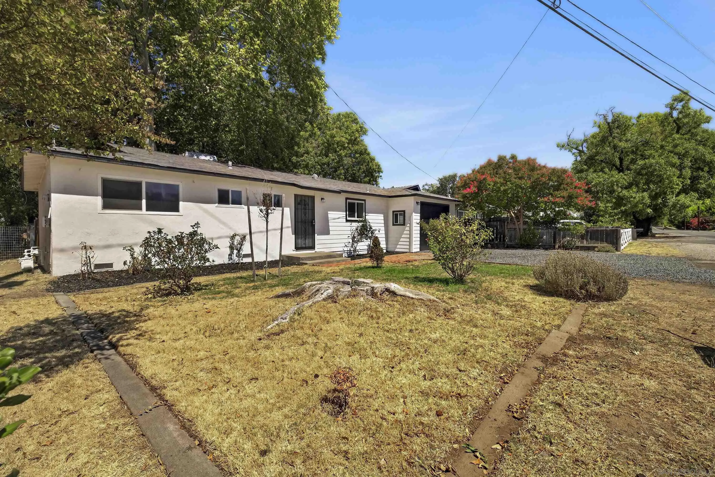996 East Eaton Road Chico, CA 95973 - Photo 4 of 74 Gallery Image 4
