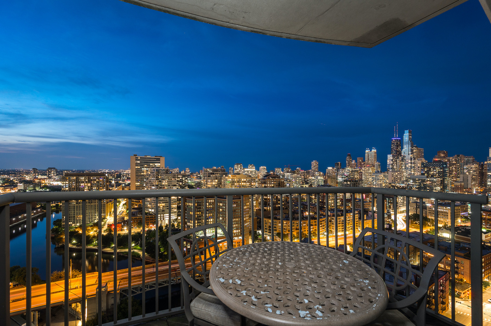 501 North Clinton Street, Unit 3002 Chicago, IL 60654 - Photo 24 of 48