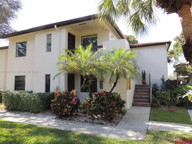 $319,000 | 7951 Eastlake Drive, Unit C, Boca Raton, FL 33433