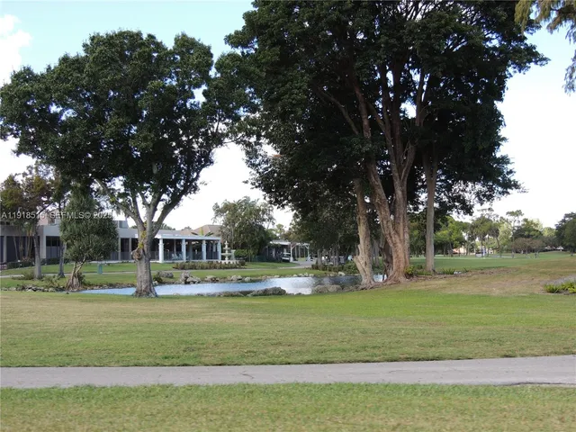 $319,000 | 7951 Eastlake Drive, Unit C, Boca Raton, FL 33433