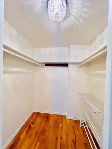 $2,700 | 13-27 Bell Boulevard, Unit 3F | Bay Terrace