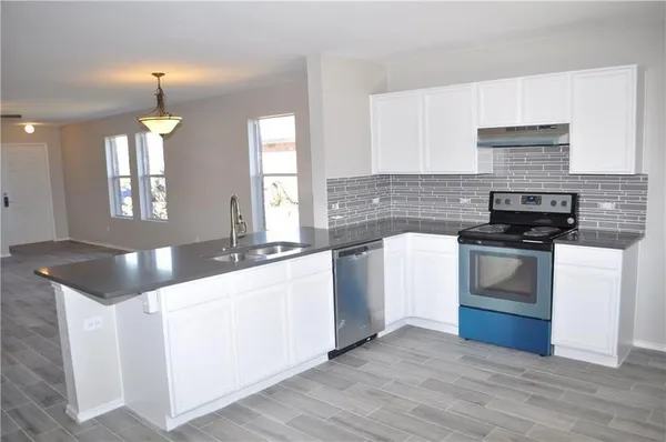 $1,975 | 311 Olivia Lane, Anna, TX 75409