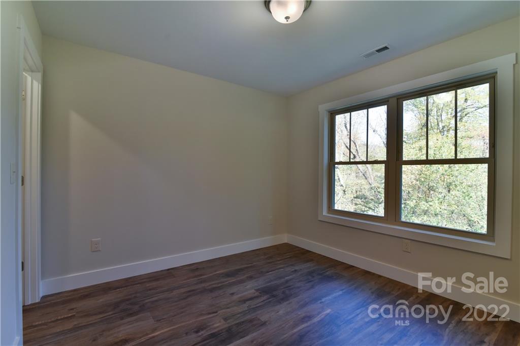 20 Wheeler Road, Unit 40 Weaverville, NC 28787 - Photo 6 of 17 Gallery Image 6
