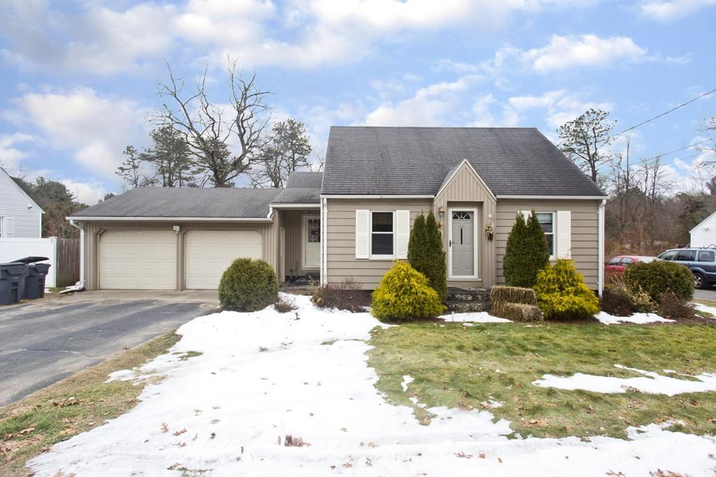 111 Feeding Hills Road Southwick, MA 01077 - Photo 1 of 40 Gallery Image 1