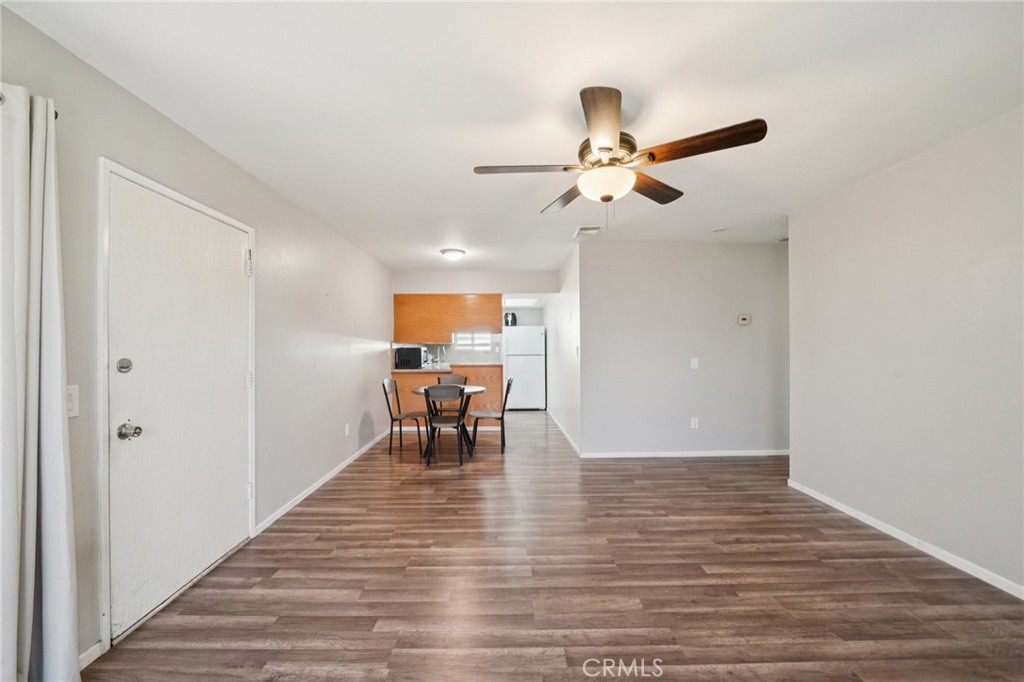 2891 Canyon Crest, Unit 68 Riverside, CA 92507 - Photo 7 of 31