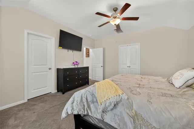 $2,000 | 15950 Boom Drive, Crosby, TX 77532