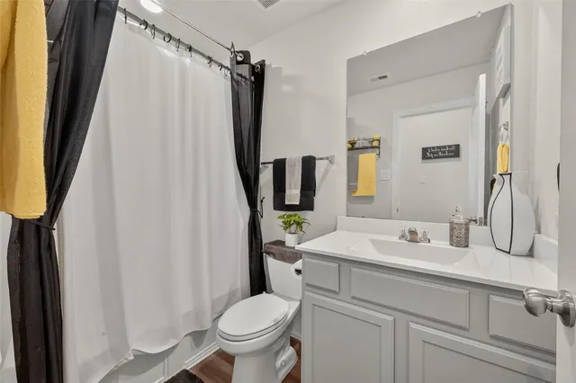 $2,000 | 15950 Boom Drive, Crosby, TX 77532