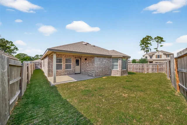 $2,000 | 15950 Boom Drive, Crosby, TX 77532