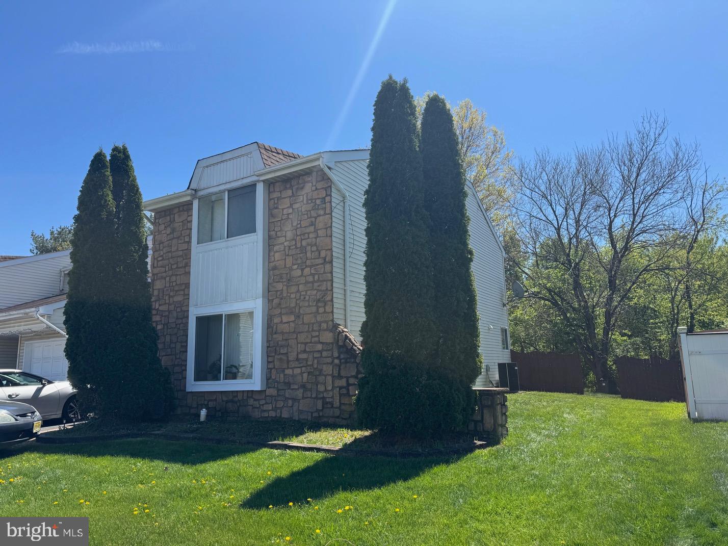 29 Allison Road East Windsor, NJ 08520 - Photo 2 of 16