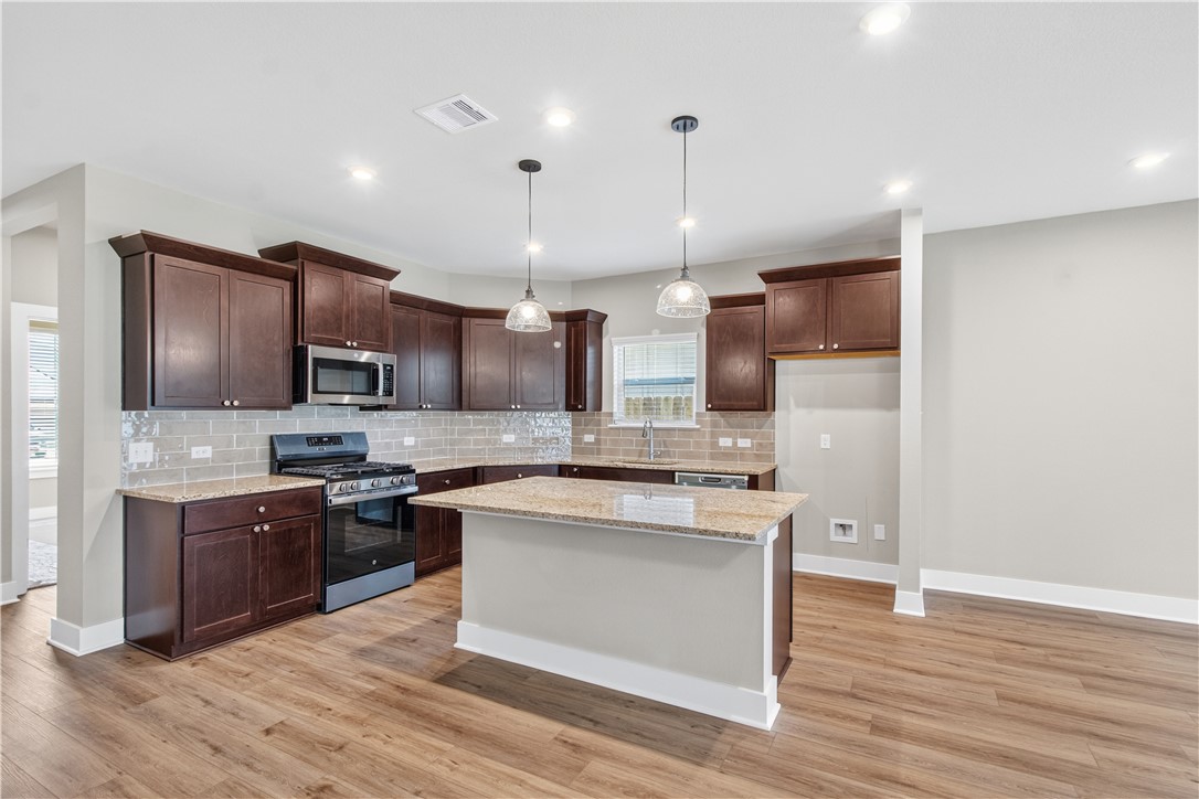 6307 Raleigh Drive College Station, TX 77845 - Photo 3 of 31