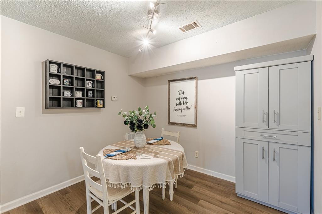 215 Cobblestone Trail Avondale Estates, GA 30002 - Photo 12 of 42