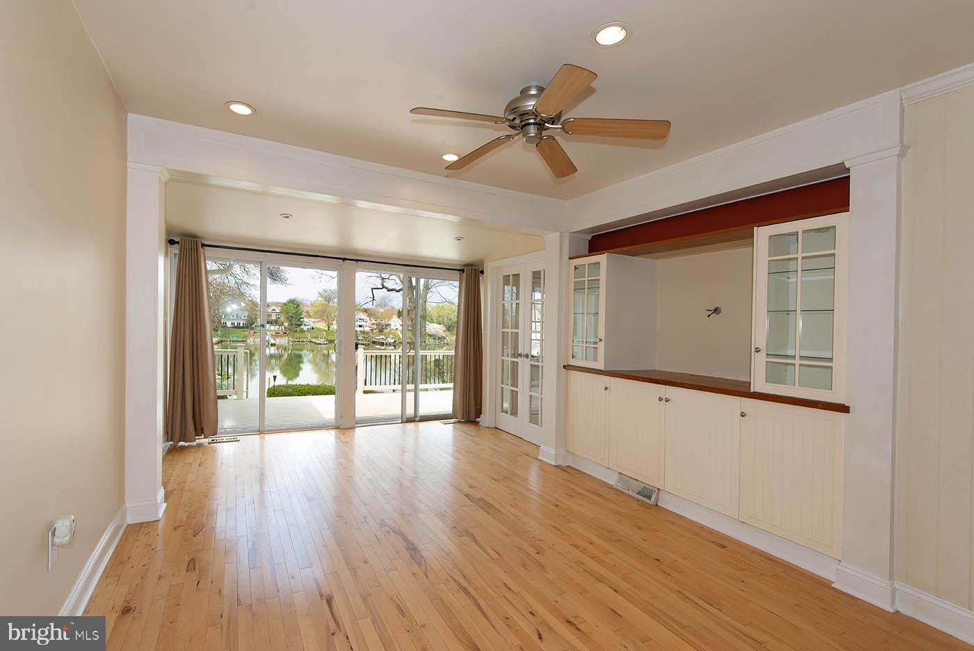 7814 Renshaw Road Pasadena, MD 21122 - Photo 9 of 89 Gallery Image 9