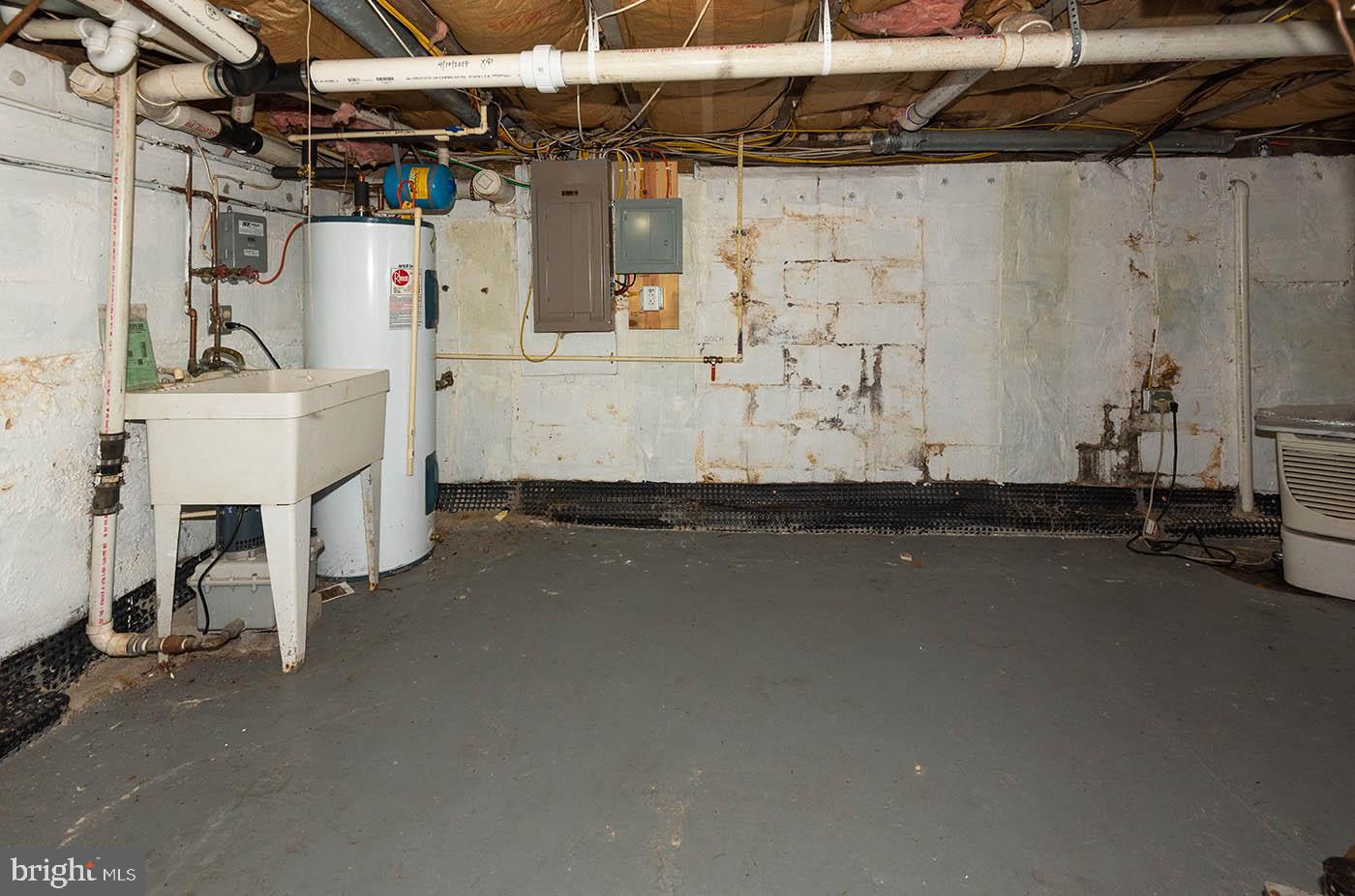 7814 Renshaw Road Pasadena, MD 21122 - Photo 81 of 89 Gallery Image 81