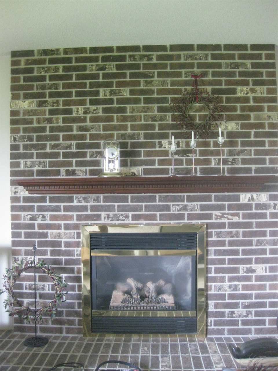 911 East Cottage Grove Road Kawkawlin, MI 48631 - Photo 3 of 22