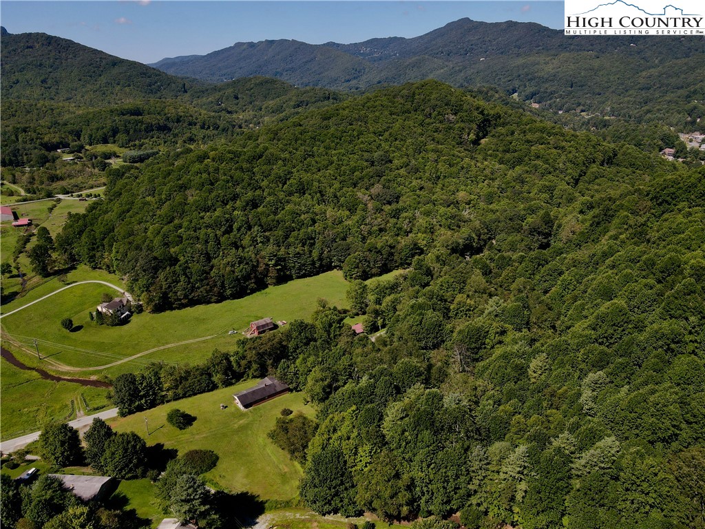 1125 Church Road Boone, NC 28607 - Photo 13 of 44