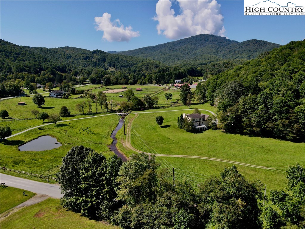 1125 Church Road Boone, NC 28607 - Photo 2 of 44