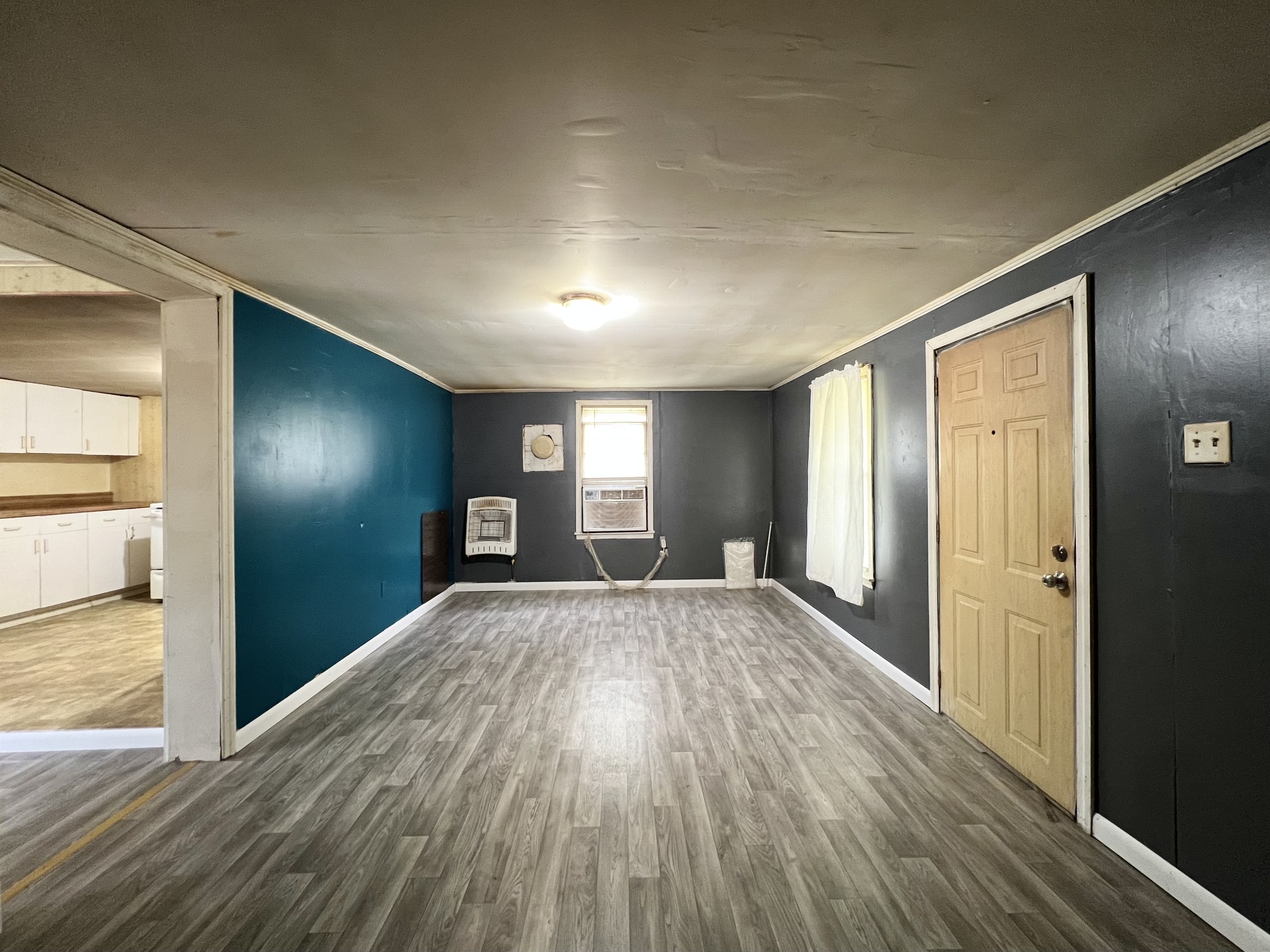 3467 Fall River Road Pulaski, TN 38478 - Photo 28 of 38 a view of empty room with wooden floor