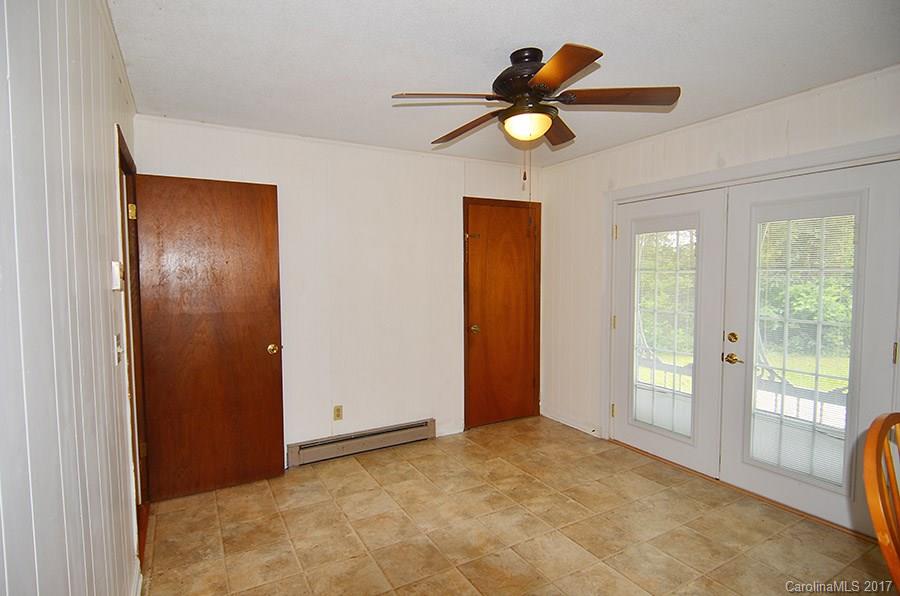 925 Randolph Road Marion, NC 28752 - Photo 11 of 19 Gallery Image 11