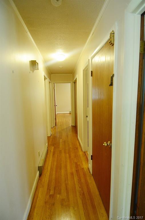 925 Randolph Road Marion, NC 28752 - Photo 12 of 19 Gallery Image 12