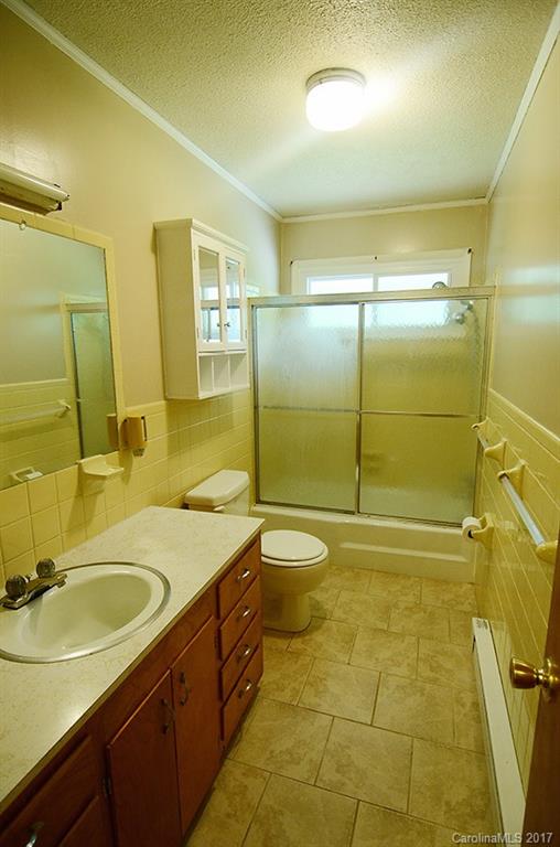 925 Randolph Road Marion, NC 28752 - Photo 13 of 19 Gallery Image 13