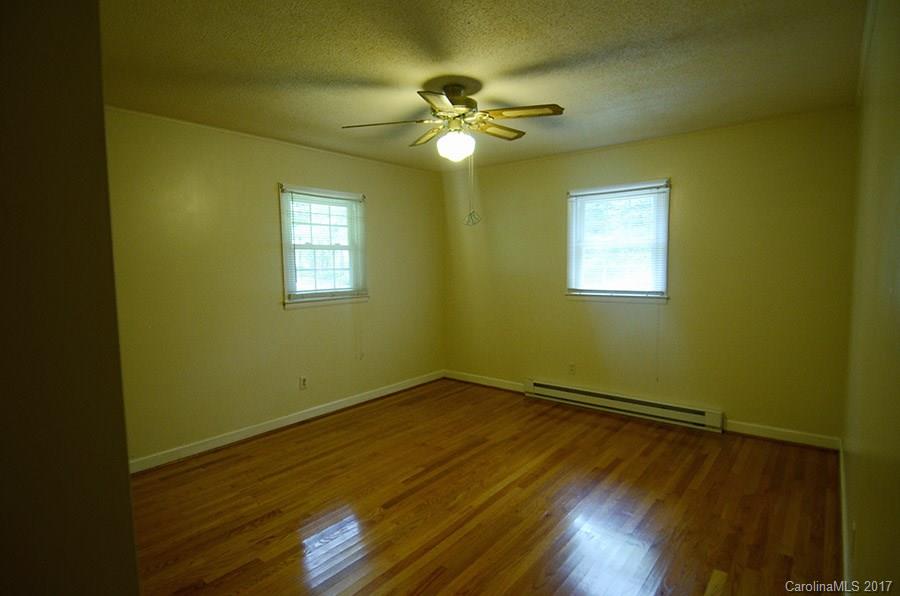 925 Randolph Road Marion, NC 28752 - Photo 16 of 19 Gallery Image 16