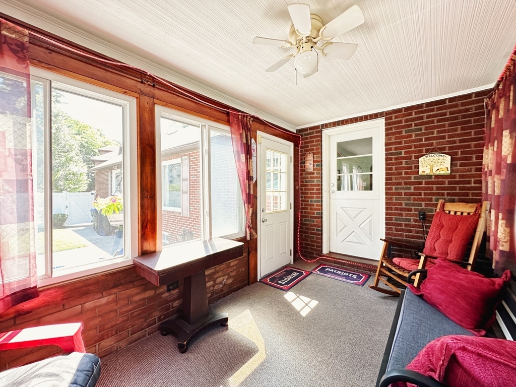 24 Locust Road Methuen, MA 01844 - Photo 15 of 36