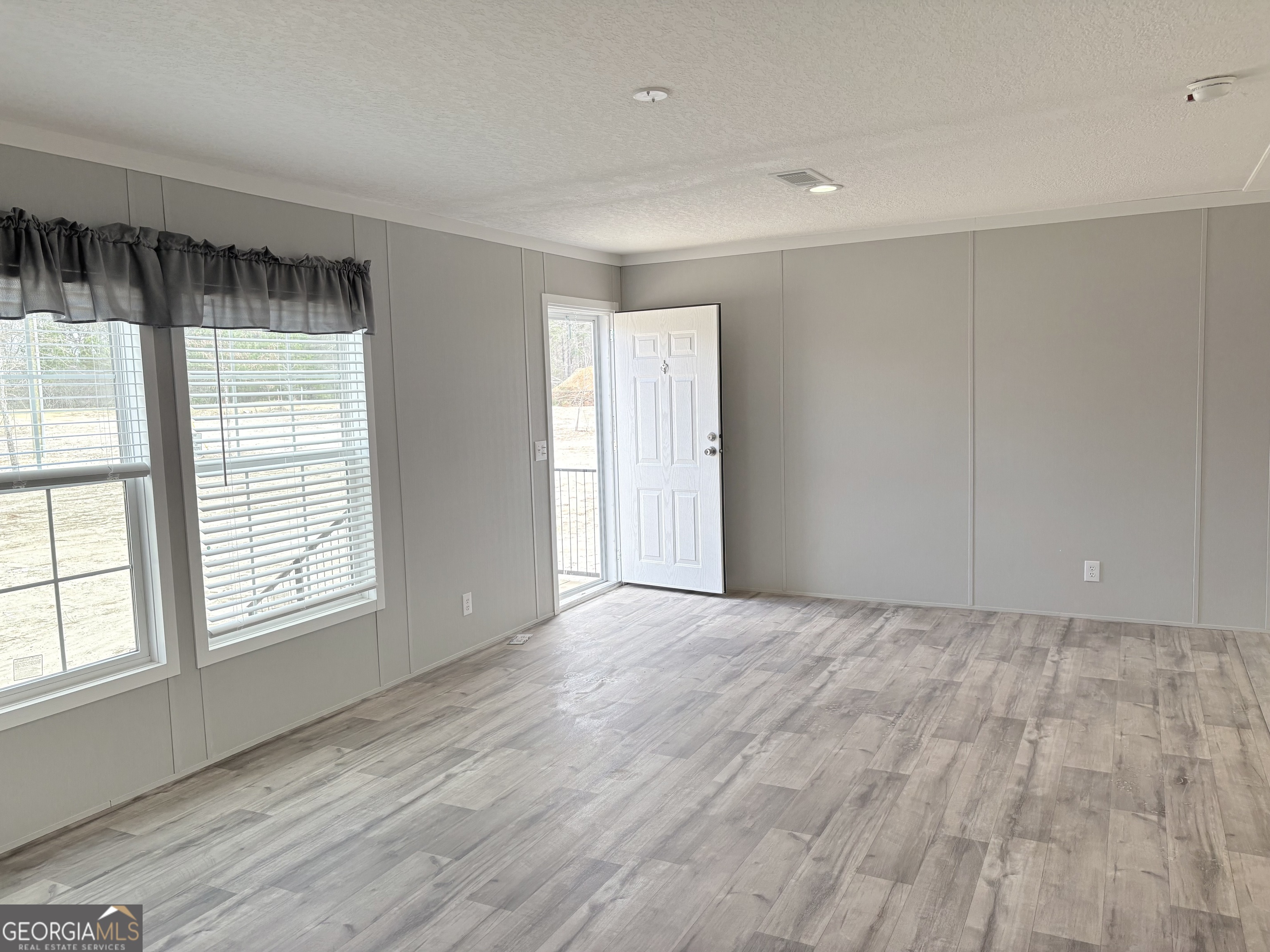 1823 Rock Springs Road Dublin, GA 31021 - Photo 2 of 19