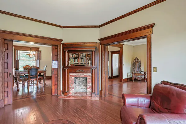 $875,000 | 2 Pine Hill Road, Chester, NY 10918