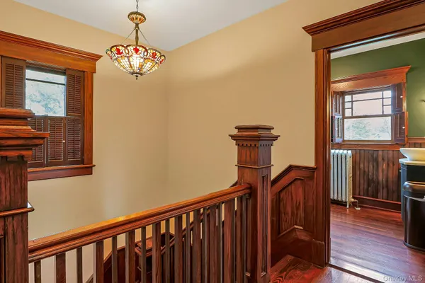 $875,000 | 2 Pine Hill Road, Chester, NY 10918