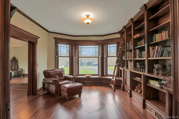 $875,000 | 2 Pine Hill Road, Chester, NY 10918
