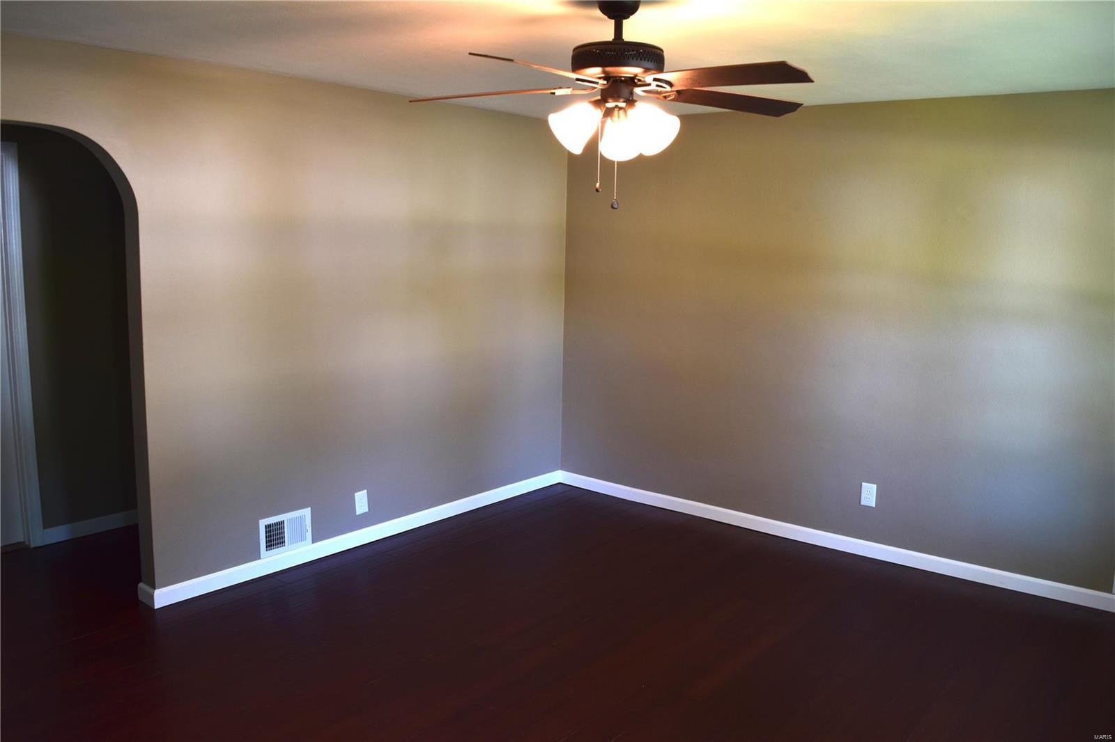 3332 Johnson Road Granite City, IL 62040 - Photo 12 of 26 Gallery Image 12