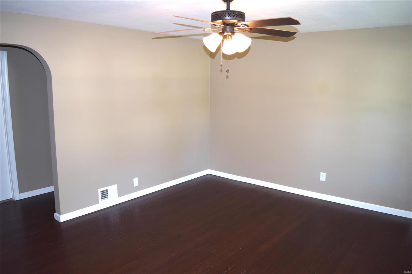 3332 Johnson Road Granite City, IL 62040 - Photo 13 of 26 Gallery Image 13