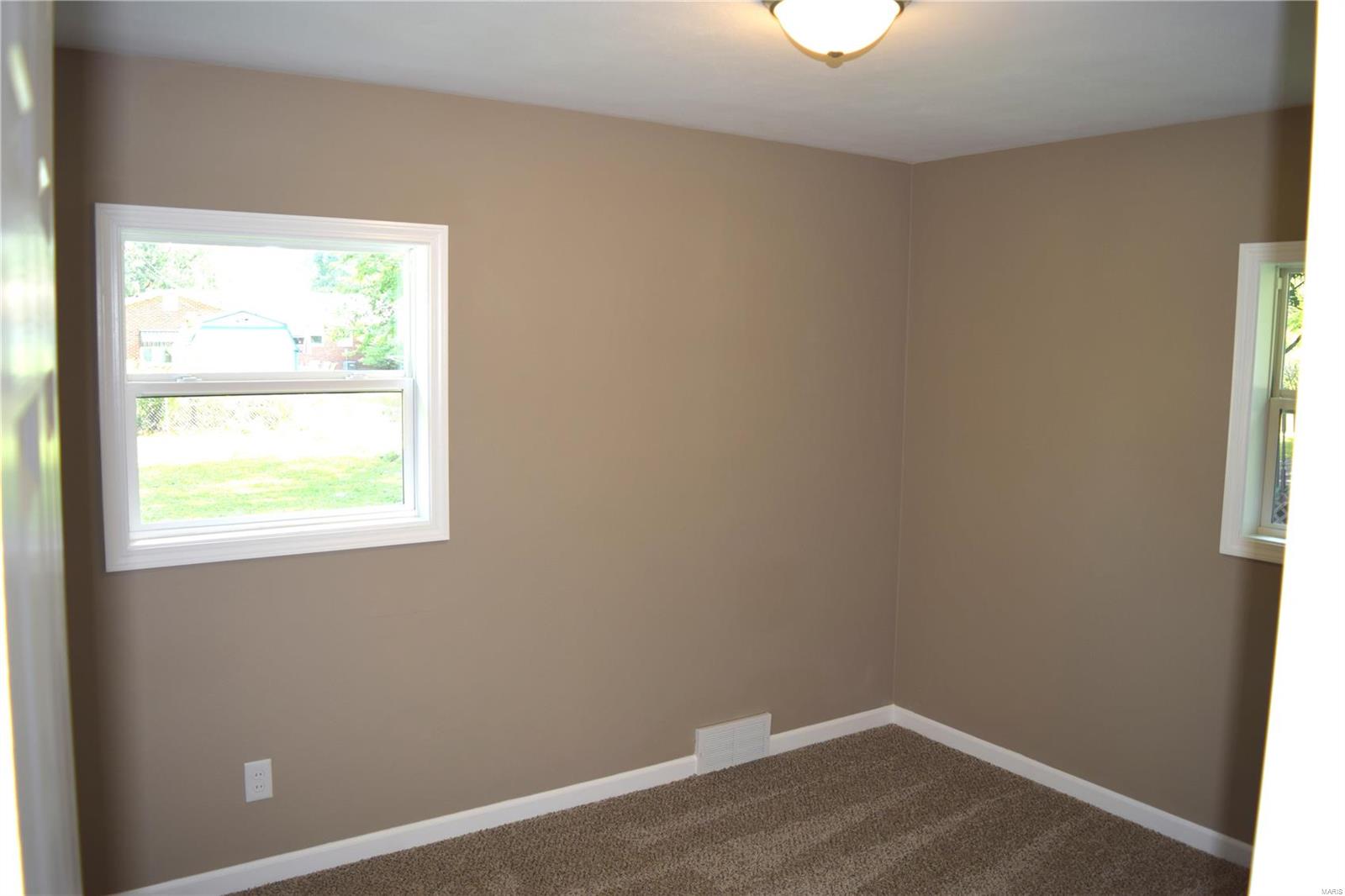 3332 Johnson Road Granite City, IL 62040 - Photo 18 of 26 Gallery Image 18