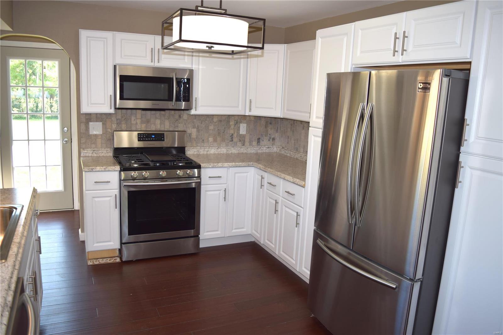3332 Johnson Road Granite City, IL 62040 - Photo 7 of 26 Gallery Image 7