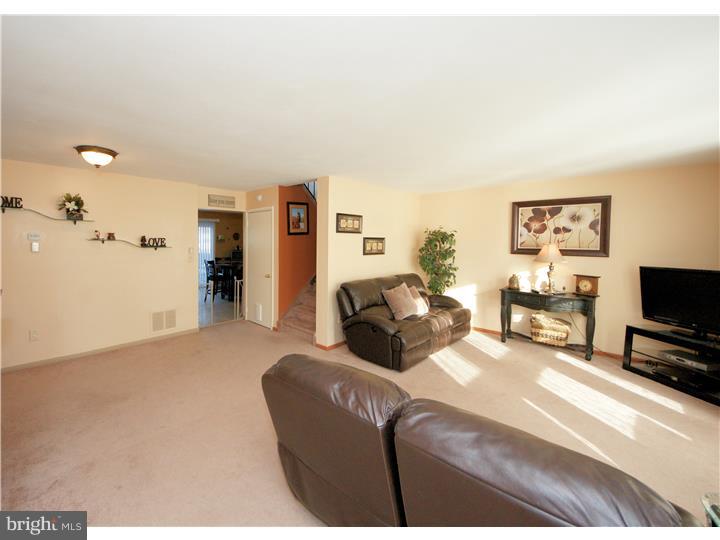 222 Probasco Road East Windsor, NJ 08520 - Photo 6 of 21 Gallery Image 6