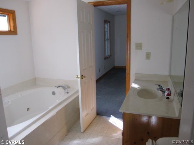 6480 Parrish Road Providence Forge, VA 23140 - Photo 6 of 9 Master Bath