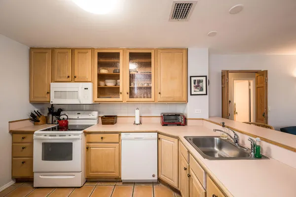 $849,000 | 2601 South Roosevelt Boulevard, Unit 304C, Key West, FL 33040