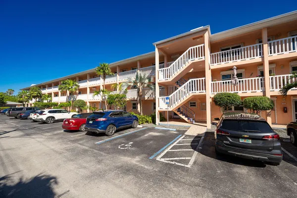 $849,000 | 2601 South Roosevelt Boulevard, Unit 304C, Key West, FL 33040