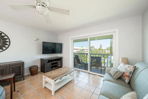 $849,000 | 2601 South Roosevelt Boulevard, Unit 304C, Key West, FL 33040